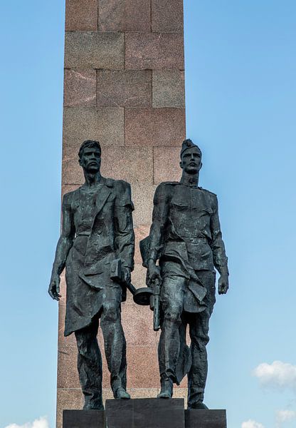 Geroicheskim Zashchitnikam Leningrada monument withStand statues of Russian young worker and young R by WorldWidePhotoWeb