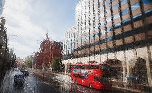 Londres sous la pluie sur Ariadna de Raadt-Goldberg