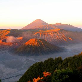 Beautiful sunrise at the volcano Mount Bromo on Java by Thomas Zacharias