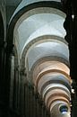 Farbenfrohes Linienspiel in den Gewölben der Kathedrale von Santiago de Compostela. von Gert van Santen Miniaturansicht