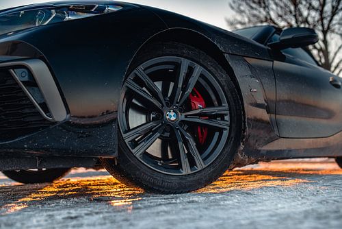 BMW Z4 M40i dans la neige