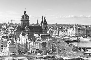 De Skyline van Amsterdam II van Wesley Flaman