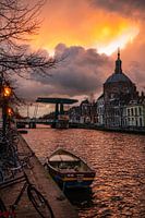Marekerk Leiden bei einem herbstlichen Sonnenaufgang