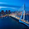 Rotterdam: Erasmusbrücke und die Skyline von John Verbruggen