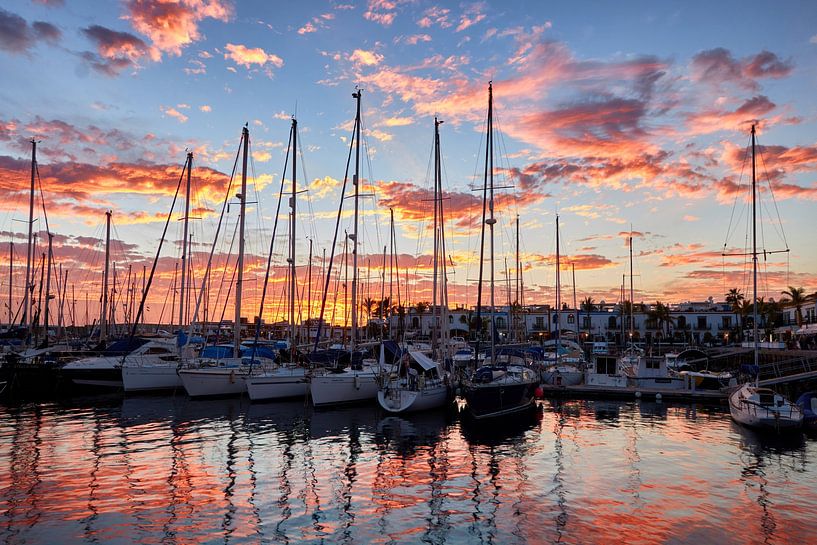 Zonsondergang in Puerto de Mogán van ARTemberaubend