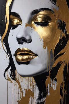 Women's face in Black, White and Gold by De Muurdecoratie