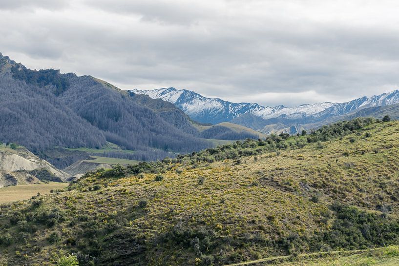View of Skippers Canyon by Linda Schouw