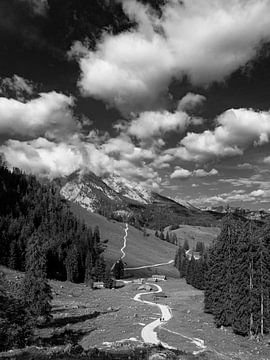 Wanderweg in Richtung Watzman von Patrick van Lion