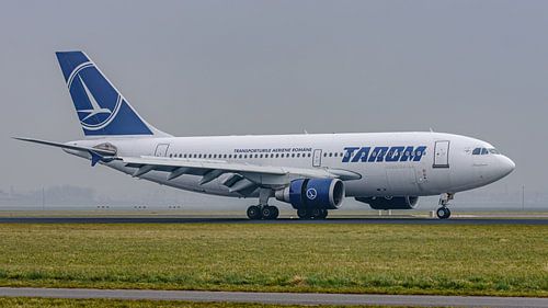 Appareil de transport de passagers Tarom Airbus A310-300.