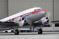 DDA Douglas DC-3 klaar voor vertrek.