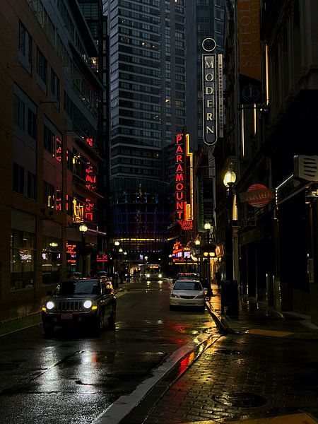 Boston by Hello Pompoyo