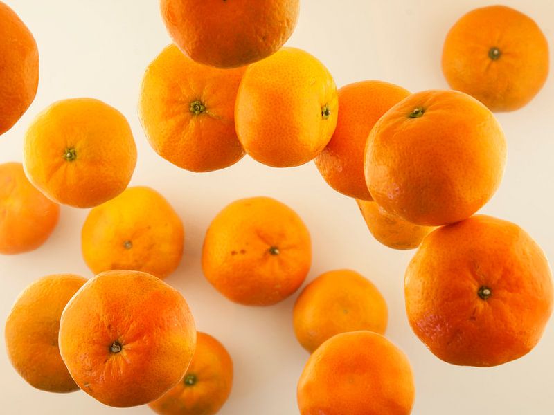 zwevende sinaasappelen von kees luiten