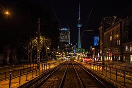 Berlijn in de nacht van Hugo Braun