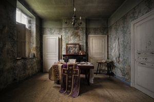 Urbex - Heiliger Boden