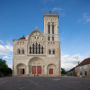 Basilique de Sainte-Madeleine à Vézelay, France
