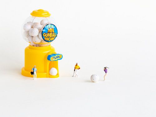 Le golf de la boule de gomme PLaying