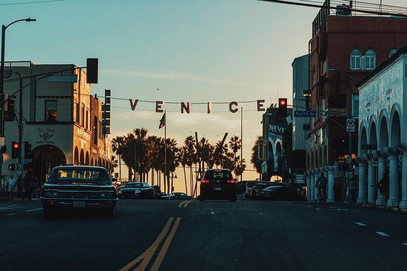 Venice by Hello Pompoyo