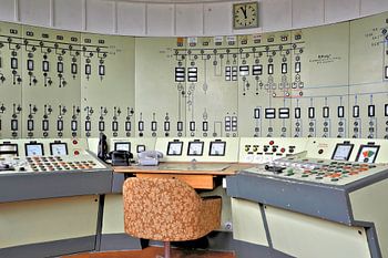 Ehemalige Schaltzentrale im früheren Tagebau Golpa-Nord bei Gräfenhainichen