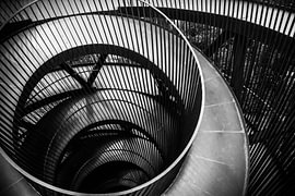 Spiralling van Rob van der Wal