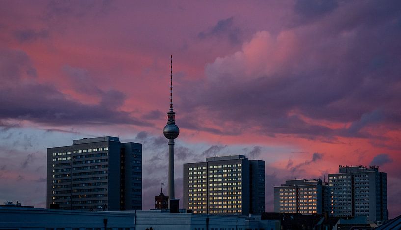 Berlin by Hello Pompoyo
