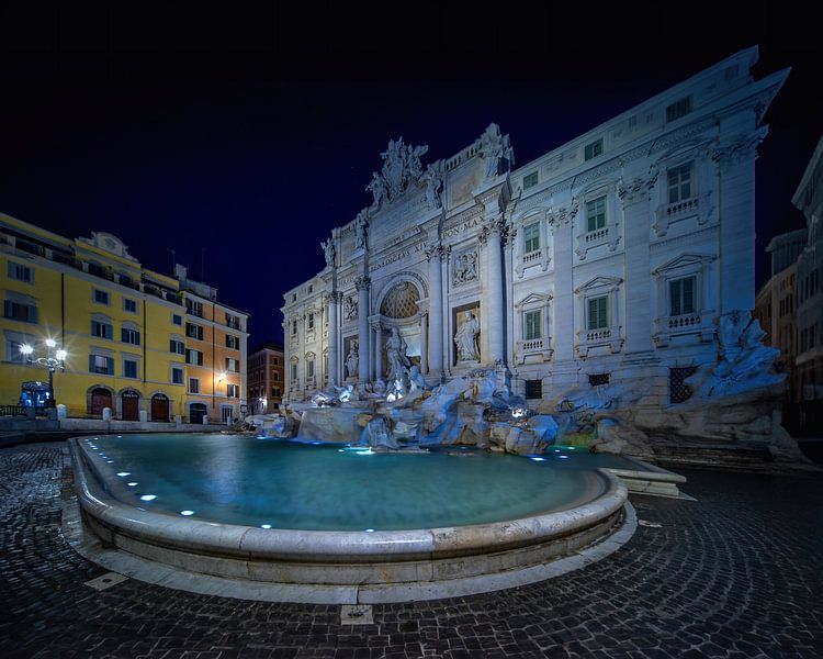 Trevi Fountain at night by Dennis Donders