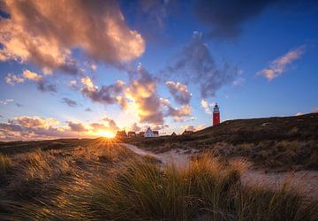 Texelse vuurtoren. van Justin Sinner Pictures ( Fotograaf op Texel)