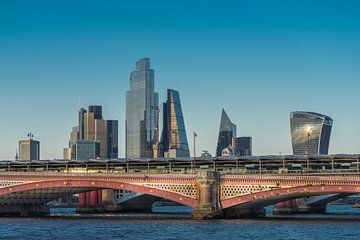 Londen skyline bij zonsondergang van Stefania van Lieshout