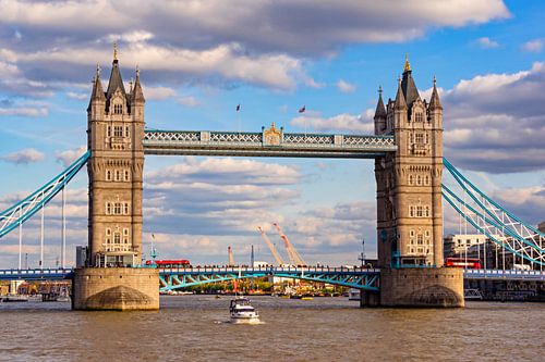 Tower Bridge 01