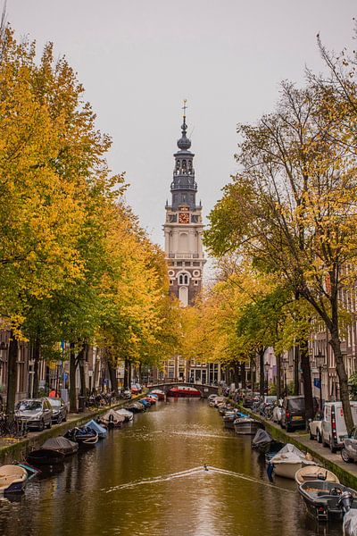 Downtown of Amsterdam by Bianca Kramer