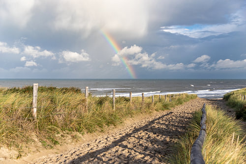 Strand Noordwijk met de regenboog