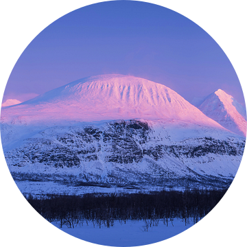 Áhkká, Koningin van Lapland