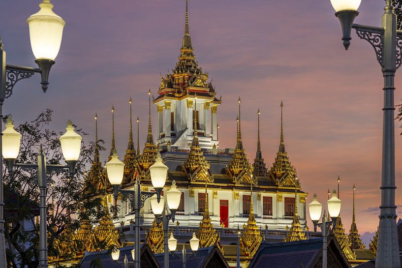Wat Ratchanatdaram Worawihan in Bangkok van Walter G. Allgöwer