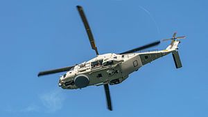 NH-90-Hubschrauber während der Welthafentage 2024.