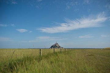 Mont Saint Michel vanaf het gras gezien