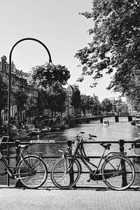 Innere Stadt von Amsterdam Niederlande Schwarz und Weiß