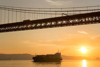 Portugal 25 april brug in Lissabon.
