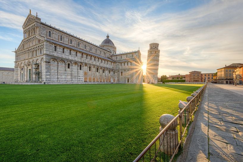 Ein Sonnenstern in Pisa von Michael Valjak