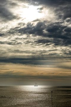 Sail Away van Jacques Jullens