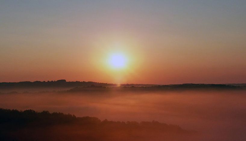 Zonsopkomst op een bergtop von Gonnie van Hove