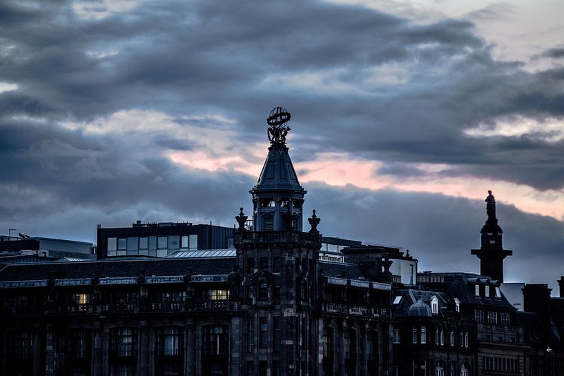 Edinburgh by Hello Pompoyo