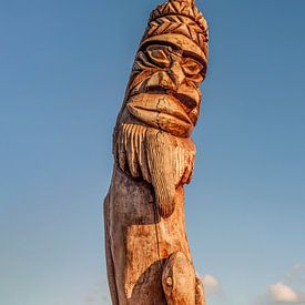 Beschermerfiguur van de Kanaks op het Île des Pins, Nieuw-Caledonië van Hilke Maunder