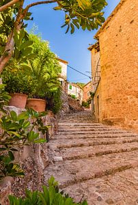 Altes mediterranes Dorf Fornalutx auf der Insel Mallorca, Spanien Balearische Inseln