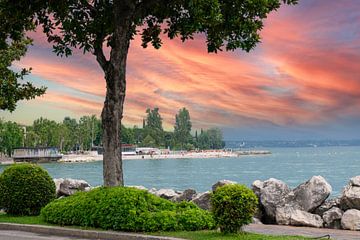 Coucher de soleil sur le lac de Garde dans le Tyrol du Sud sur Animaflora PicsStock