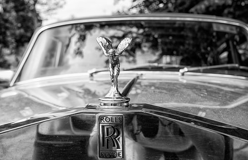 Rolls-Royce  front end  close-up