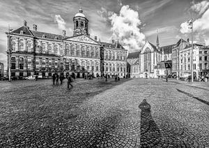 De Dam, het Koninklijk Paleis en de Nieuwe Kerk in Amsterdam.
