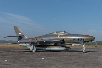 Nostalgie: Republic RF-84F Thunderflash fotoverkenningsvliegtuig van de Koninklijke Luchtmacht met r van Jaap van den Berg