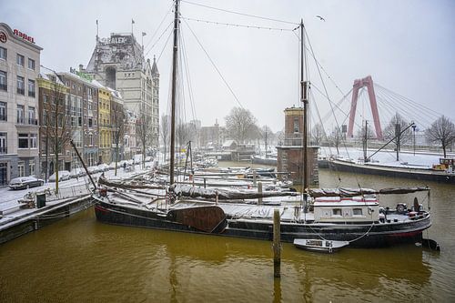 Un port de vin dans la neige