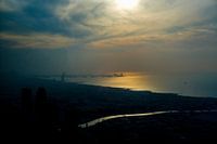 Uitzicht over woestijnstad Dubai