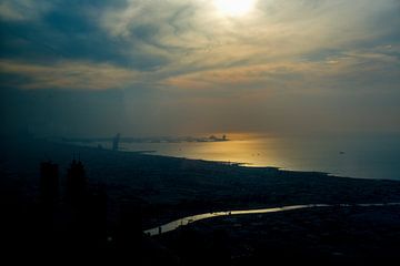 Vue sur la ville désertique de Dubaï sur Edsard Keuning