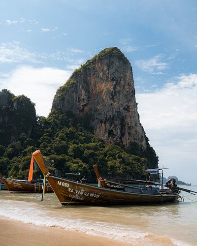 Railay Beach in Thailand met Longtailboten